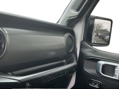 Certified 2022 Jeep Wrangler Unlimited Sport image 19