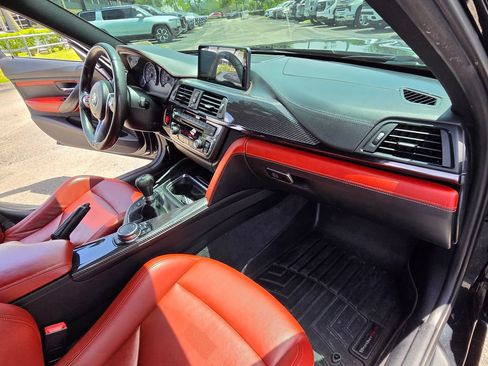 Used 2015 BMW M3 RWD image 25