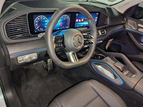 New 2026 Mercedes-Benz GLS 450 4MATIC image 3
