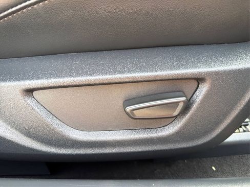 Used 2025 Ford Mustang Premium RWD image 28