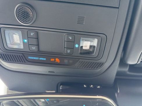 New 2025 Ford Bronco Badlands w/ Sasquatch Package AWD/4WD image 31