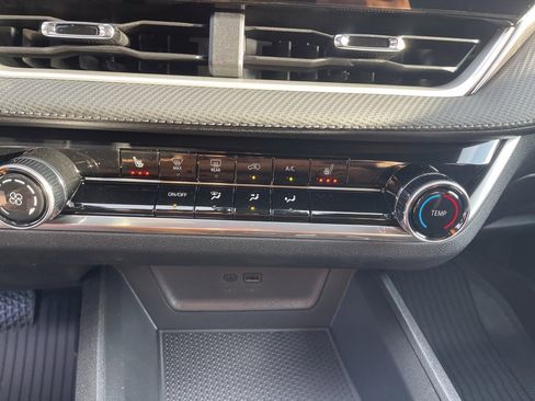 New 2026 Chevrolet Equinox LT w/ LPO, Floor Liner Package image 23