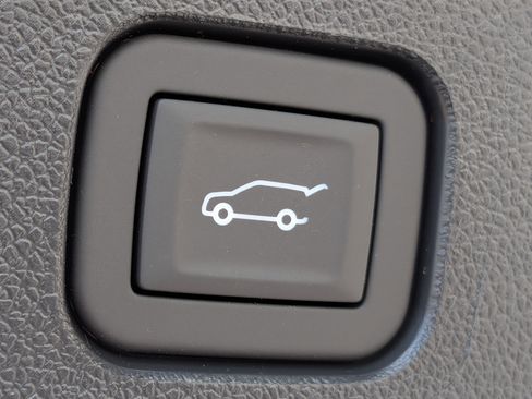 New 2026 GMC Acadia Elevation FWD image 18