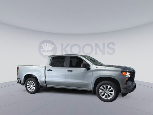 New 2026 Chevrolet Silverado 1500 Custom image 2