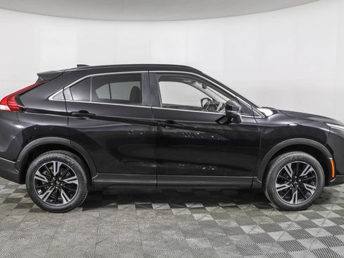 Used 2024 Mitsubishi Eclipse Cross SE image 12