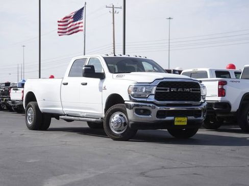 Used 2024 RAM 3500 Big Horn image 2