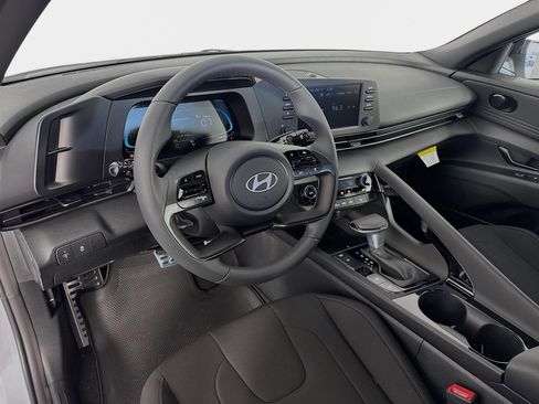 New 2026 Hyundai Elantra SEL Sport Premium FWD image 9