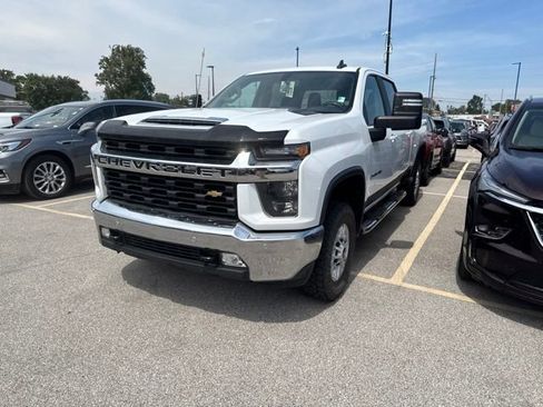 Used 2020 Chevrolet Silverado 2500 LT w/ All Star Edition AWD/4WD image 2