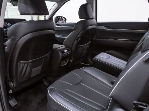 Certified 2025 Hyundai Palisade SEL FWD image 10