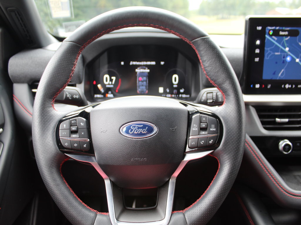 Used 2026 Ford Explorer ST-Line AWD/4WD image 19