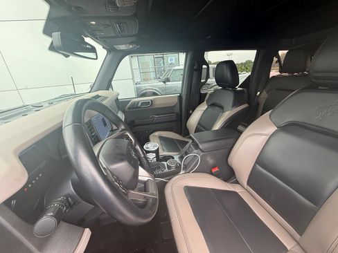 Used 2024 Ford Bronco Wildtrak AWD/4WD image 26
