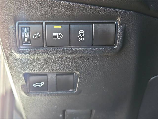 Certified 2026 Toyota Corolla Cross XLE w/ Convenience Package FWD image 17