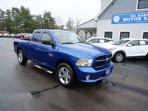 Used 2017 RAM 1500 Express image 2