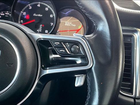 Used 2015 Porsche Macan Turbo AWD/4WD image 11