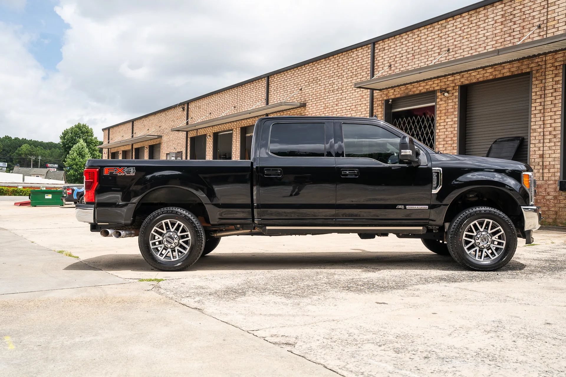 Used 2019 Ford F250 4x4 Crew Cab Super Duty image 11