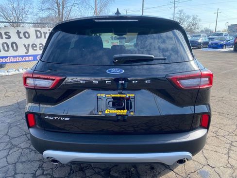 Used 2025 Ford Escape Active image 3