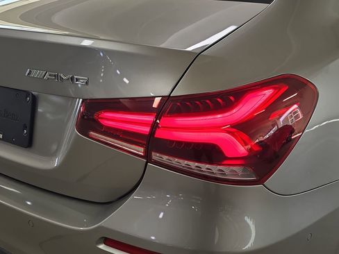 Used 2019 Mercedes-Benz A 220 image 32