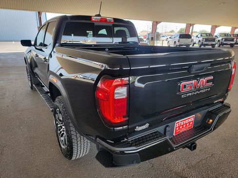 Used 2025 GMC Canyon AT4 w/ AT4 Premium Package AWD/4WD image 10