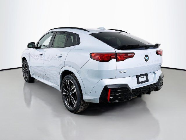 Used 2026 BMW X2 xDrive28i AWD/4WD image 5
