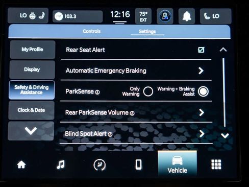 Used 2025 Jeep Grand Cherokee L Laredo w/ Luxury Tech Group I AWD/4WD image 19
