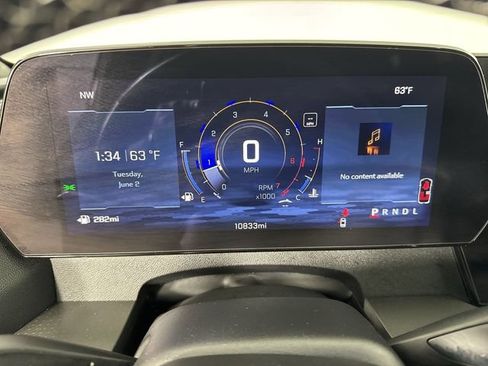 Used 2024 Chevrolet Traverse LT w/ LPO, Floor Liner Package FWD image 17