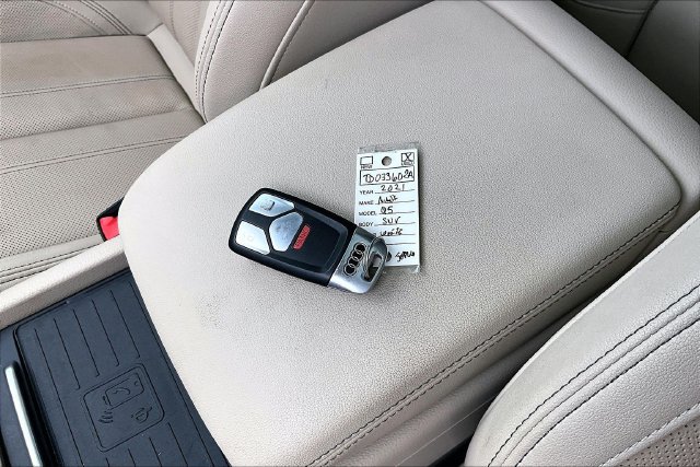 Used 2021 Audi Q5 Prestige AWD/4WD image 10