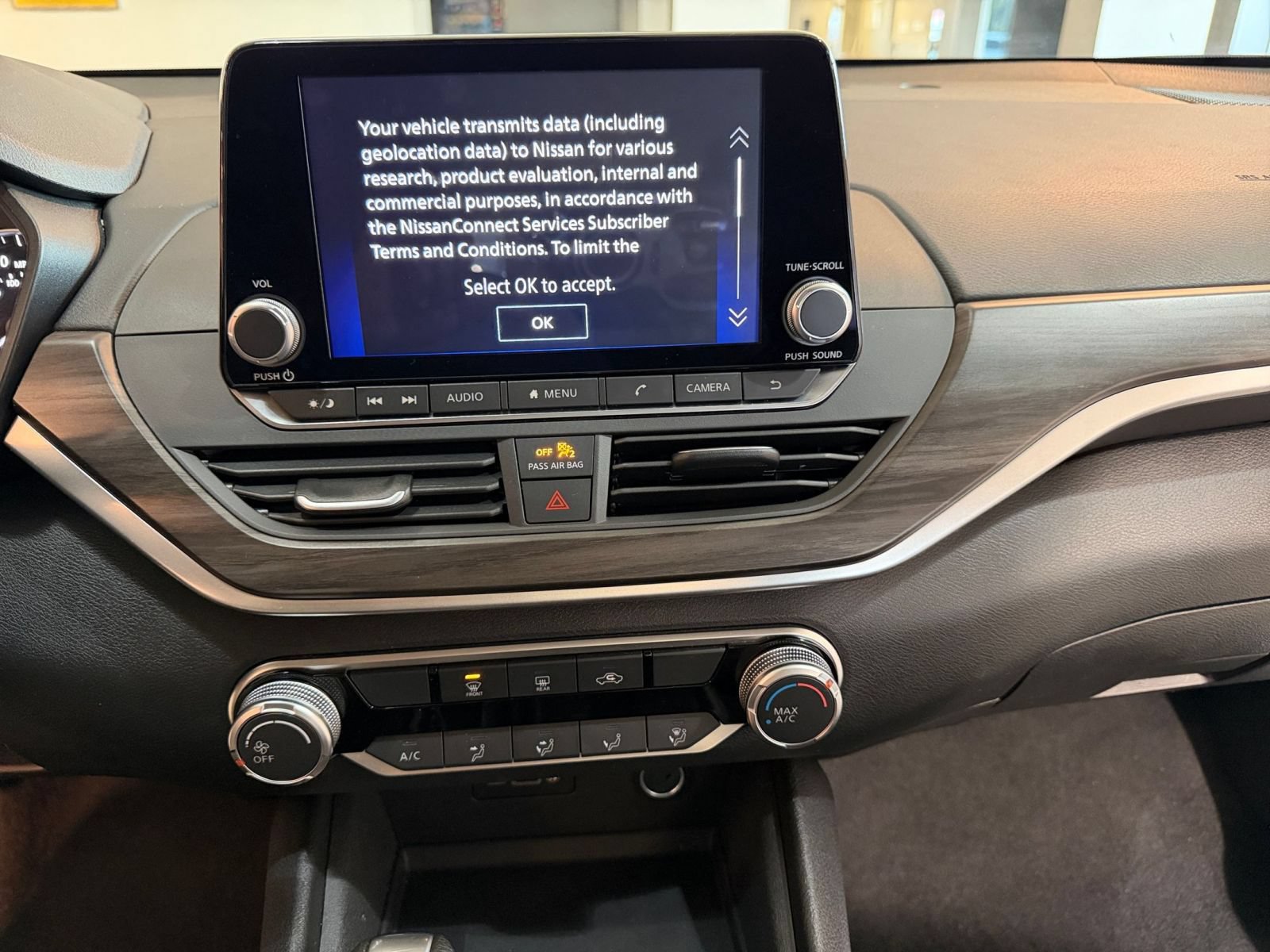 Used 2026 Nissan Altima 2.5 SV FWD image 16
