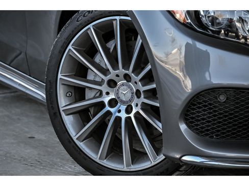 Used 2017 Mercedes-Benz C 300 Cabriolet image 3