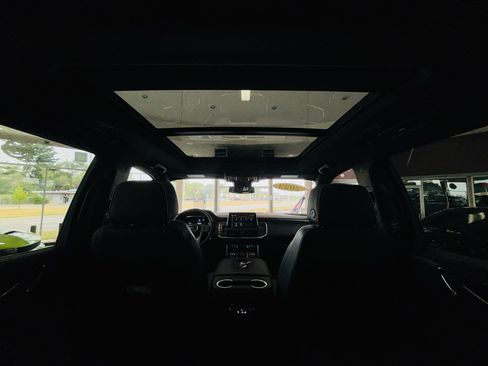 Used 2023 GMC Yukon SLT AWD/4WD image 48