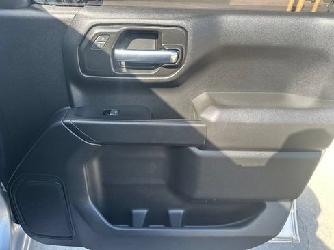 Certified 2022 Chevrolet Silverado 1500 Custom w/ LPO, Dark Essentials Package AWD/4WD image 28