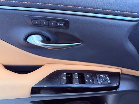 Certified 2024 Lexus ES 350 350 PREMIUM/BLIND SPOT/PARK AS image 17