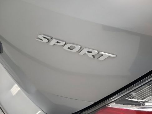 Used 2021 Honda Civic Sport image 9