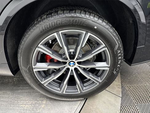 New 2026 BMW X5 xDrive40i w/ M Sport Package image 27