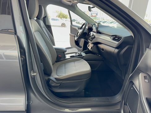 Certified 2022 Ford Escape SE w/ SE Sport Appearance Package AWD/4WD image 13