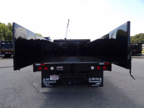 Used 2022 RAM 3500 Tradesman RWD image 53
