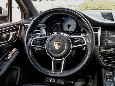 Used 2021 Porsche Macan S AWD/4WD image 15