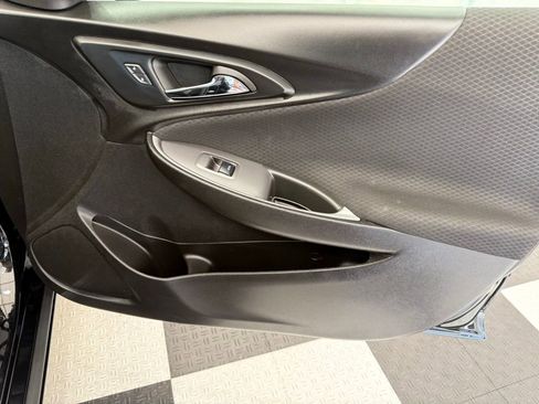Used 2025 Chevrolet Malibu LT FWD image 22