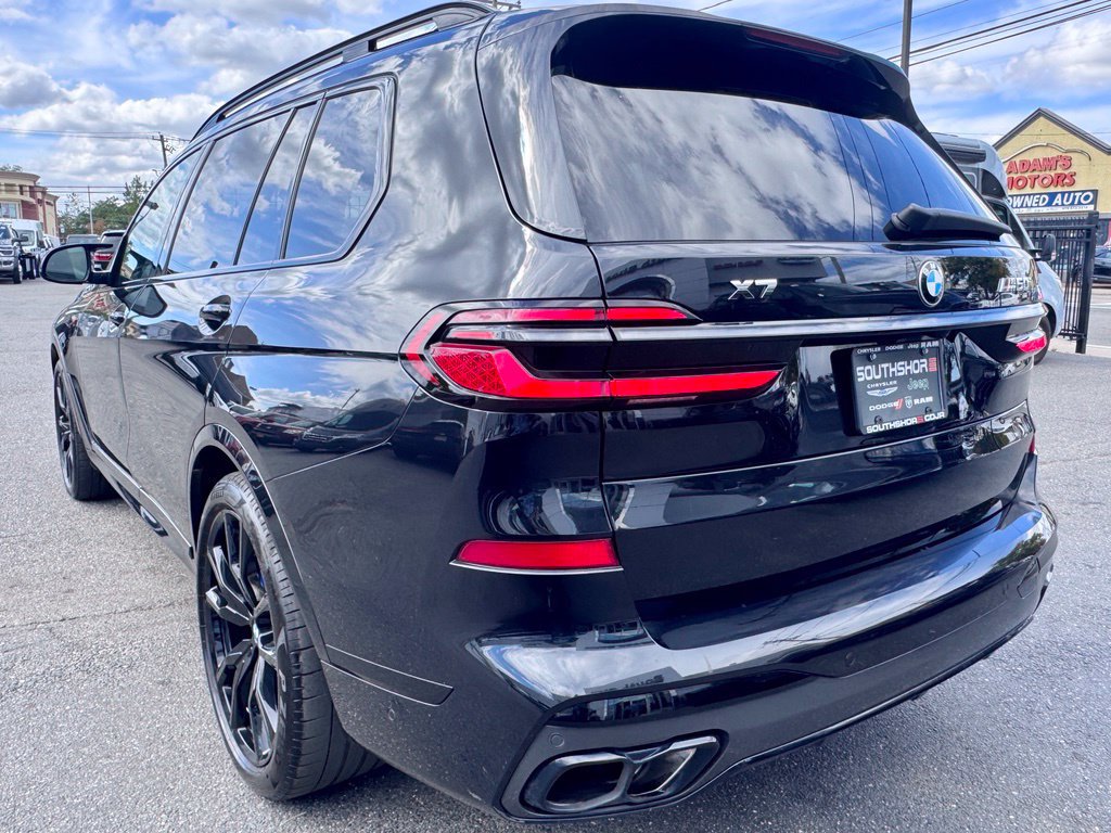 Used 2026 BMW X7 M60i AWD/4WD image 5
