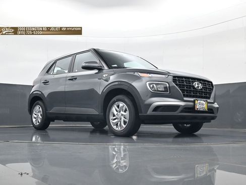 New 2026 Hyundai Venue SE FWD image 23