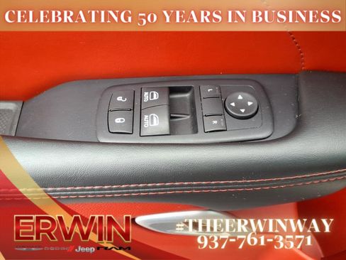 Used 2015 Dodge Challenger R/T Plus image 11