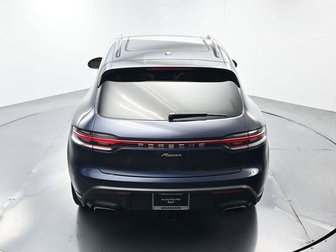 Certified 2023 Porsche Macan Turbo AWD/4WD image 35