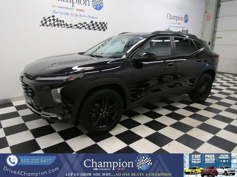 Certified 2025 Chevrolet Trax ACTIV FWD image 8