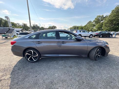 Used 2019 Honda Accord Sport image 6