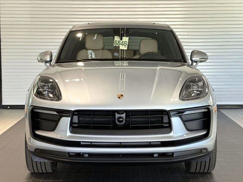 New 2026 Porsche Macan image 10