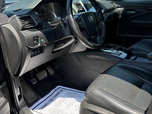 Used 2016 Honda Pilot Elite image 11