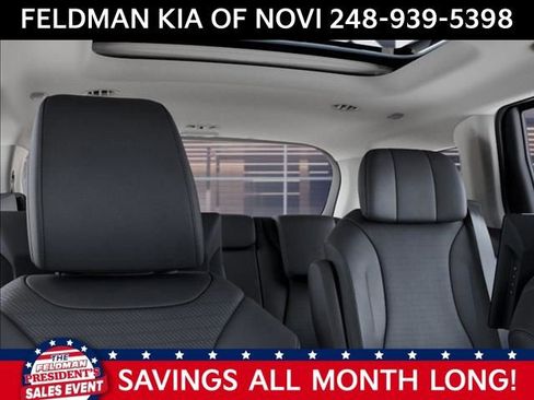 Used 2025 Kia Carnival SX Prestige image 28