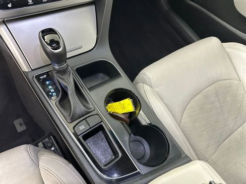 Used 2017 Hyundai Sonata Sport w/ Value Edition Package 02 image 20
