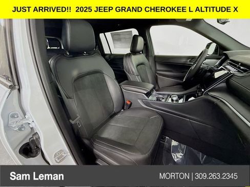 New 2025 Jeep Grand Cherokee L Altitude image 29
