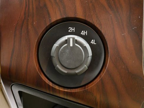 Used 2011 Ford F350 Lariat image 29