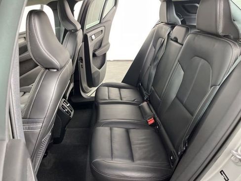 Used 2023 Volvo XC40 B5 Plus w/ Driver Assist Package AWD/4WD image 42